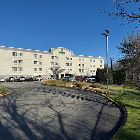 Quality Inn Spring Valley - Nanuet Exteriér fotografie