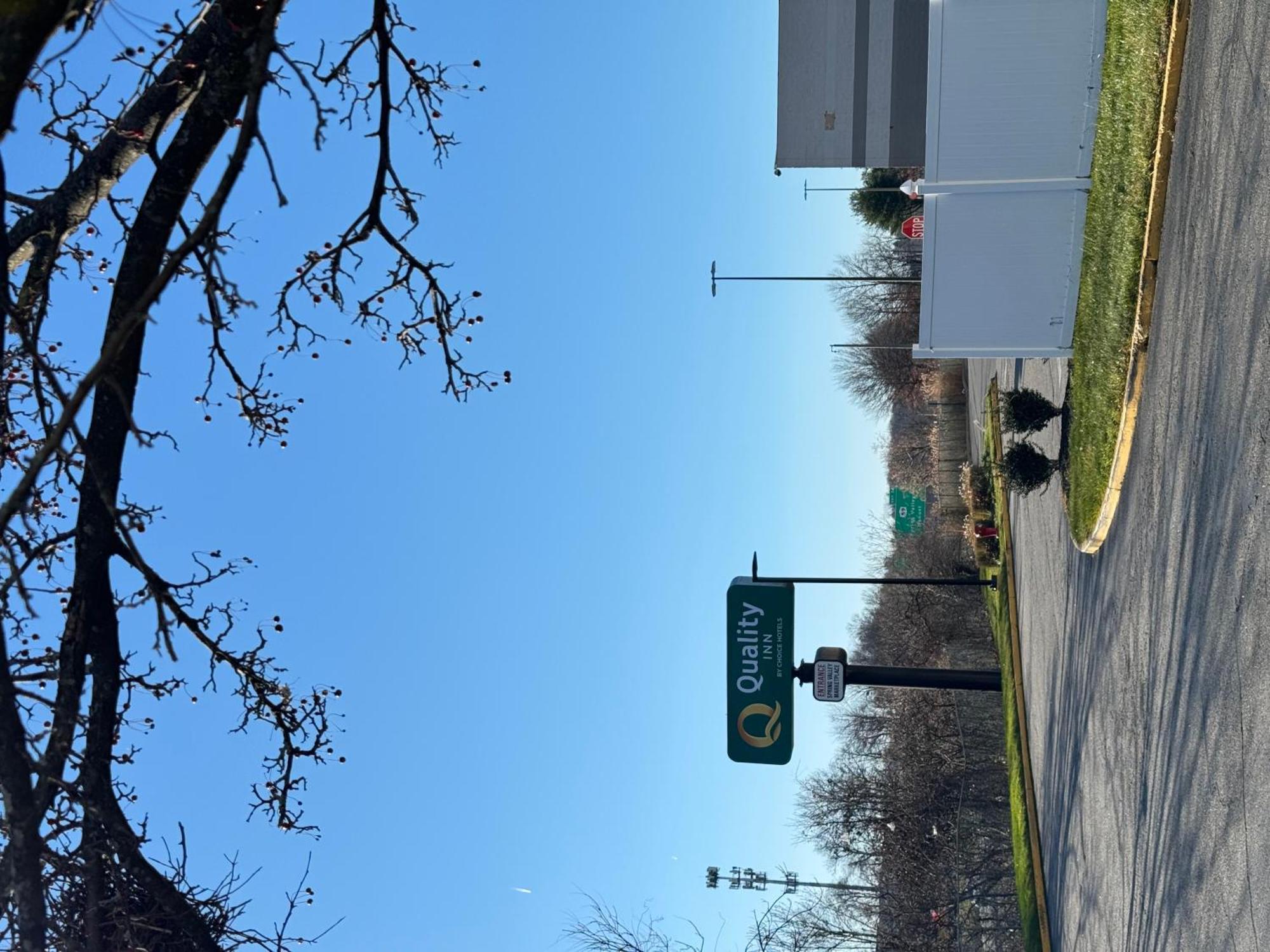 Quality Inn Spring Valley - Nanuet Exteriér fotografie
