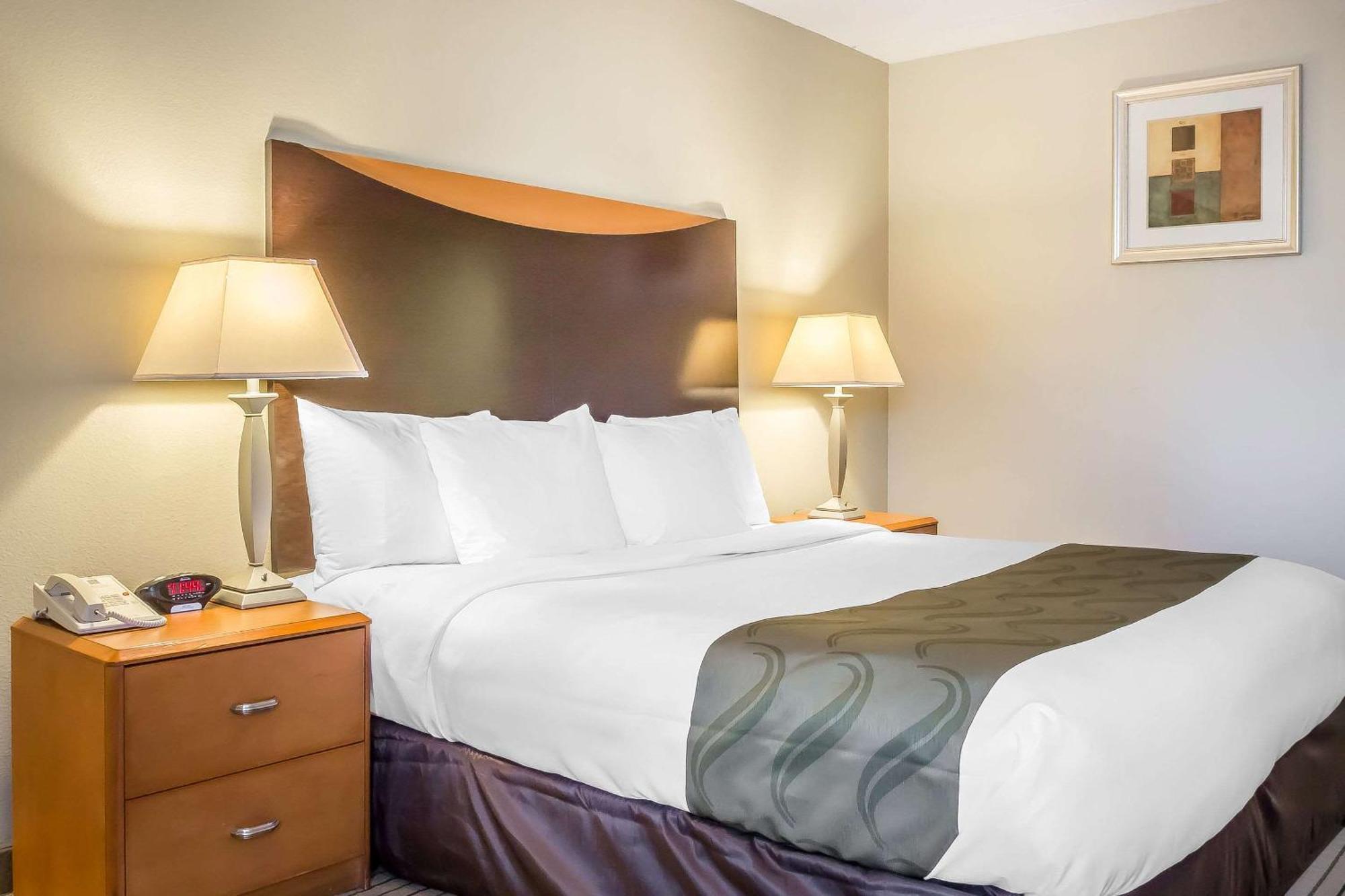 Quality Inn Spring Valley - Nanuet Exteriér fotografie