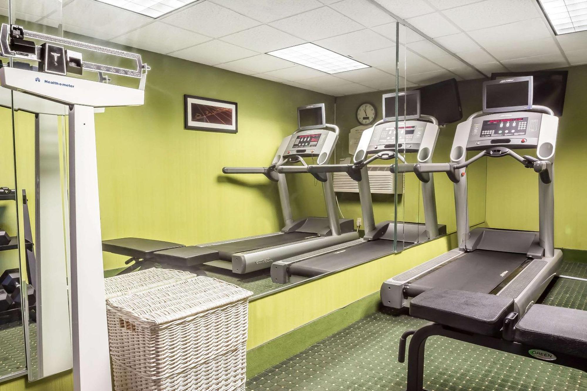 Quality Inn Spring Valley - Nanuet Exteriér fotografie