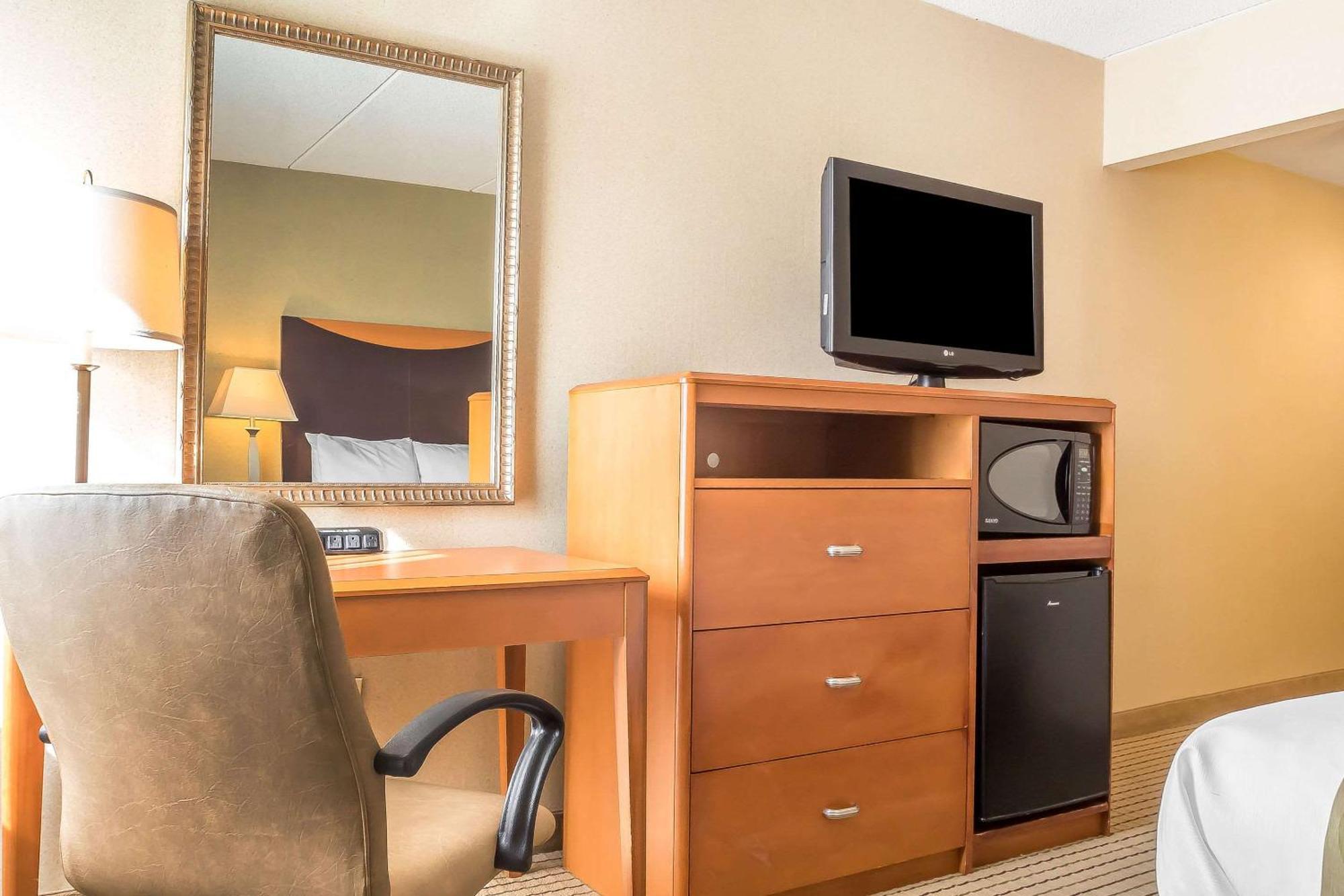 Quality Inn Spring Valley - Nanuet Exteriér fotografie