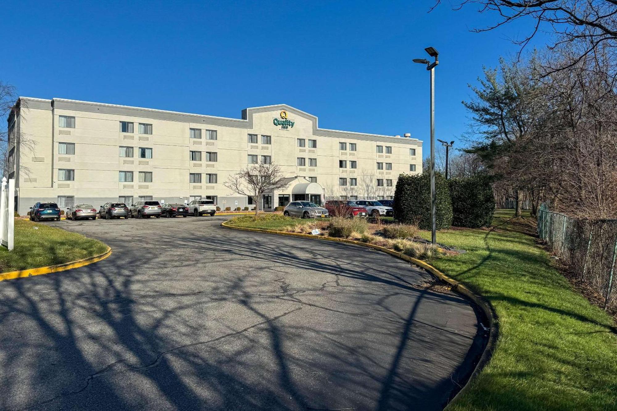 Quality Inn Spring Valley - Nanuet Exteriér fotografie